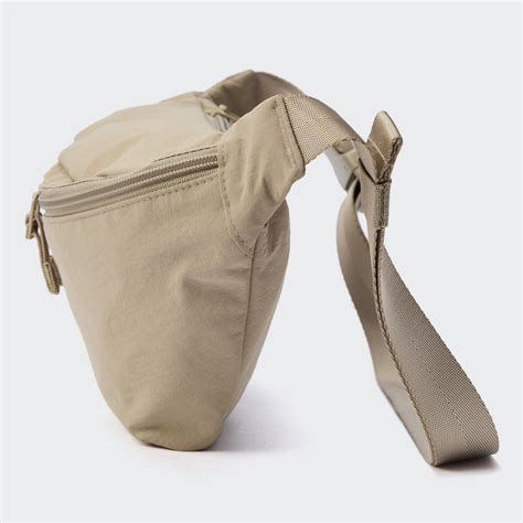 uniqlo's nylon cross body bag.